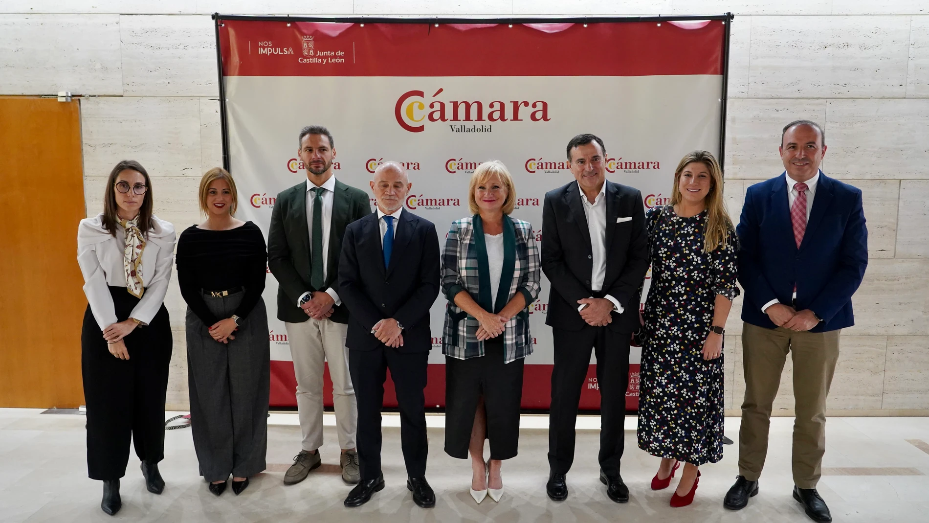 Leticia García, Víctor Caramanzana, Antonio Caldalda, Víctor Alonso o Raquel Alonso entre otros en la jornada celebrada en la Cámara de Valladolid
