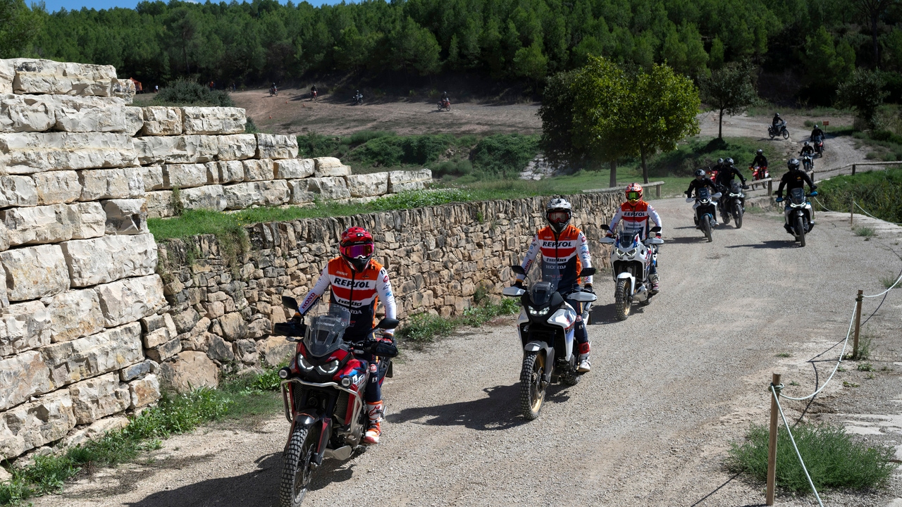 Clase magistral: cómo pilotar una moto de trial con el campeonísimo Toni Bou