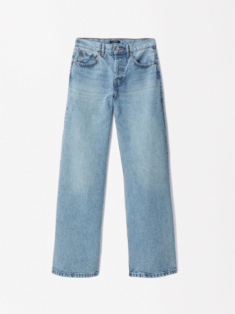 Pantalón vaquero wide leg.