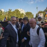 Puigdemont huye de Barcelona