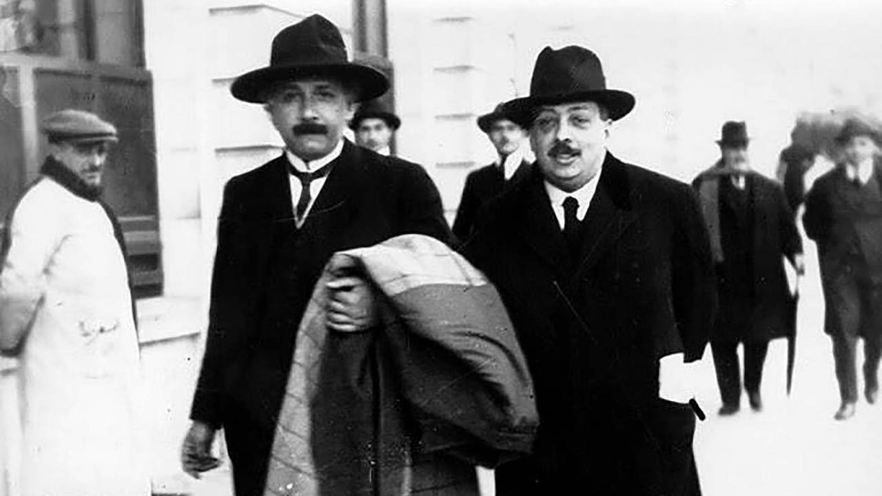La increíble historia del físico español amigo de Einstein y Curie que puso a España en el mapa