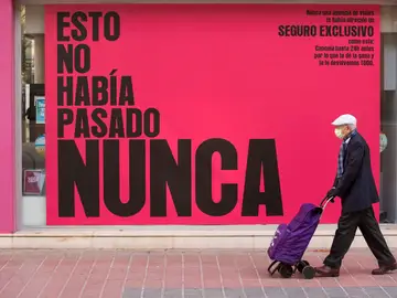 Andalucía es la comunidad más poblada de España, con 8.645.335 habitantes. De ellos, casi el 17,8% son pensionistas Andalucía es la comunidad más poblada de España, con 8.645.335 habitantes. De ellos, casi el 17,8% son pensionistas