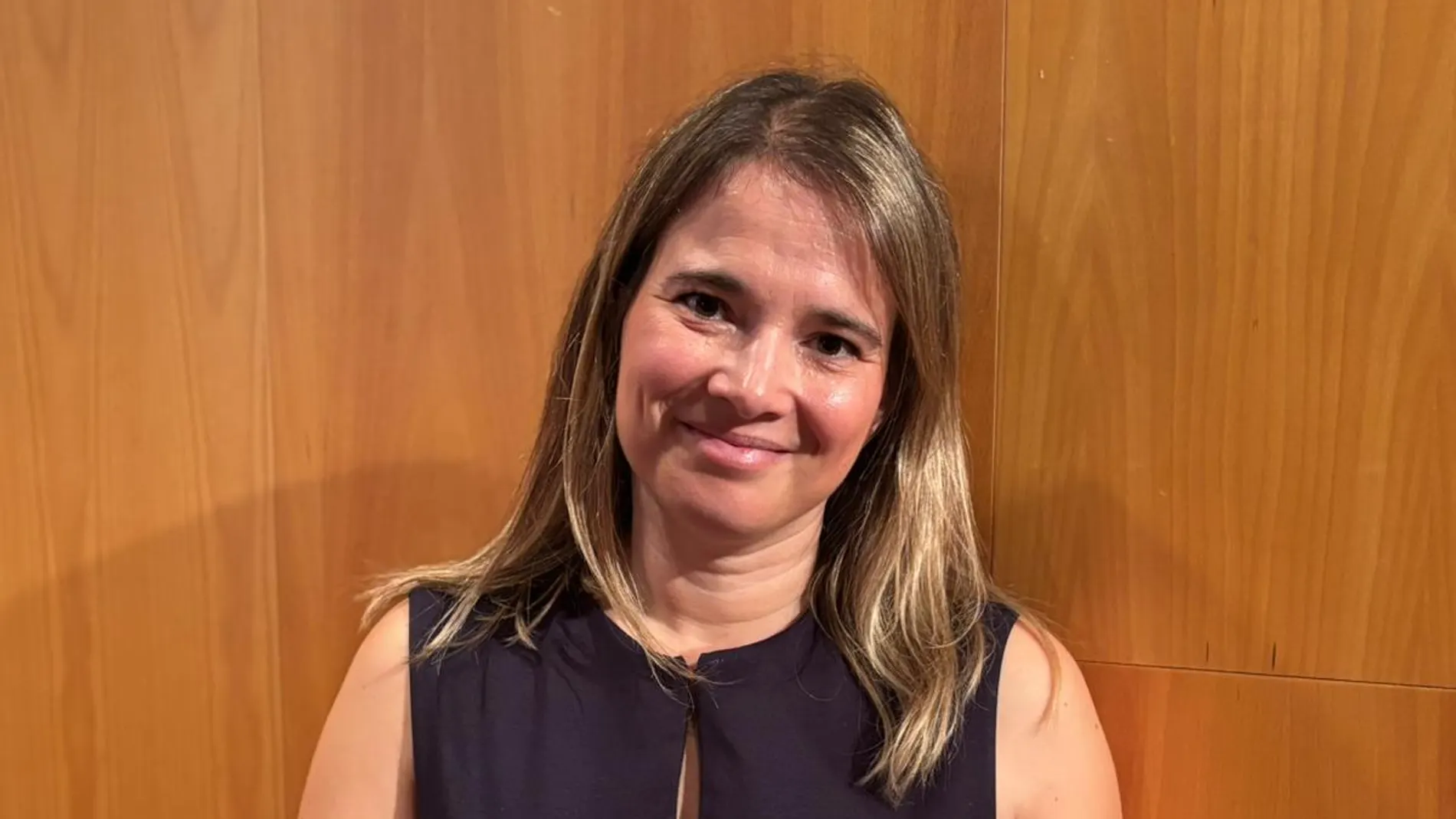 La periodista Alba Costa, autora de Cómo salir en los medios