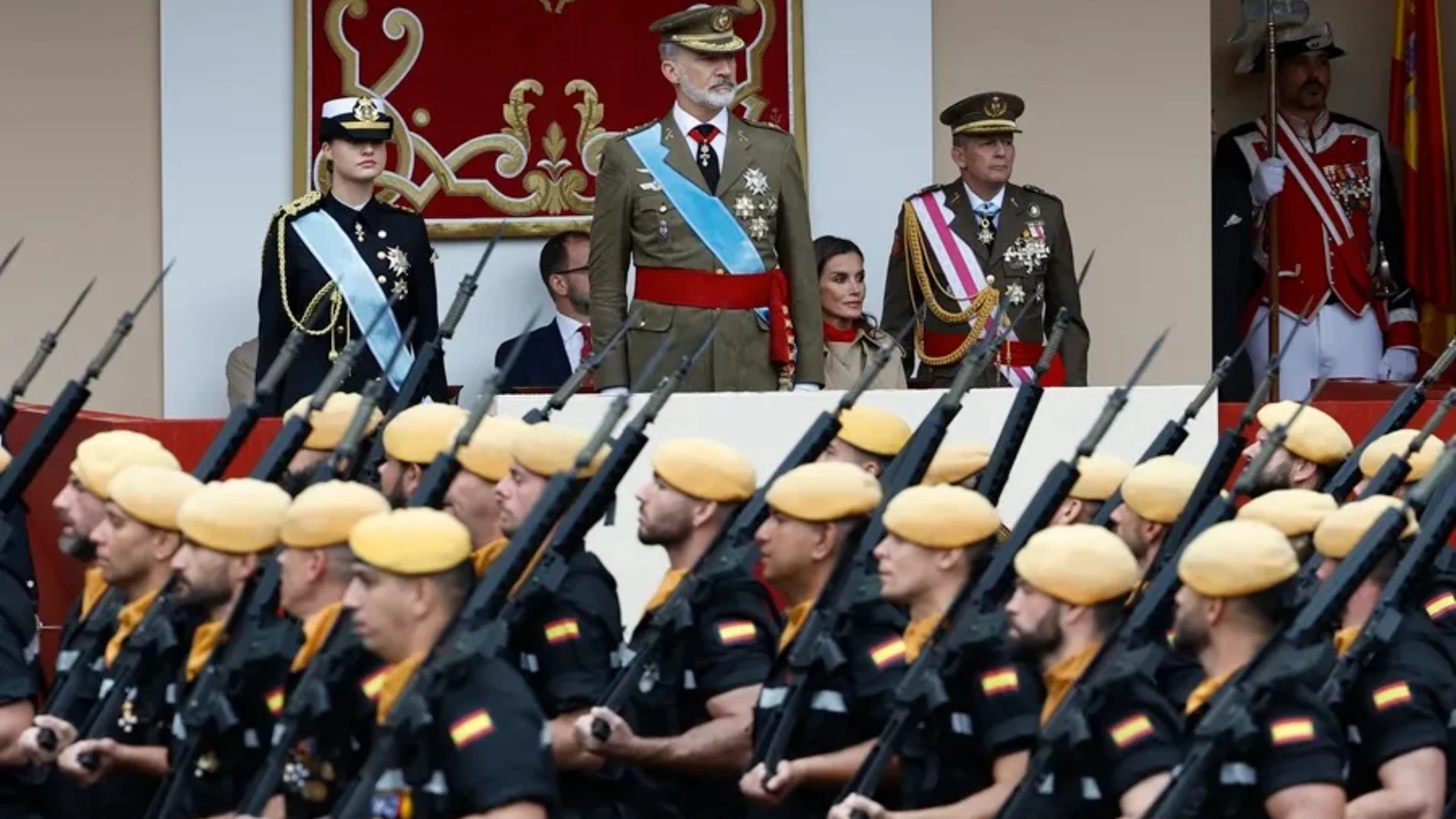Instantánea del Desfile de la Hispanidad