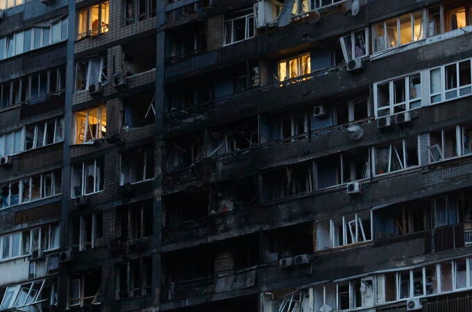 Russian strikes cause widespread power outages across Ukraine