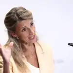 MADRID.-Yolanda Díaz estudia "acciones legales" contra Ayuso por "desacato" al negarse al registro de objetores del aborto