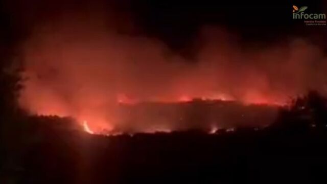 El incendio de Almorox (Toledo) se reactiva durante la noche 