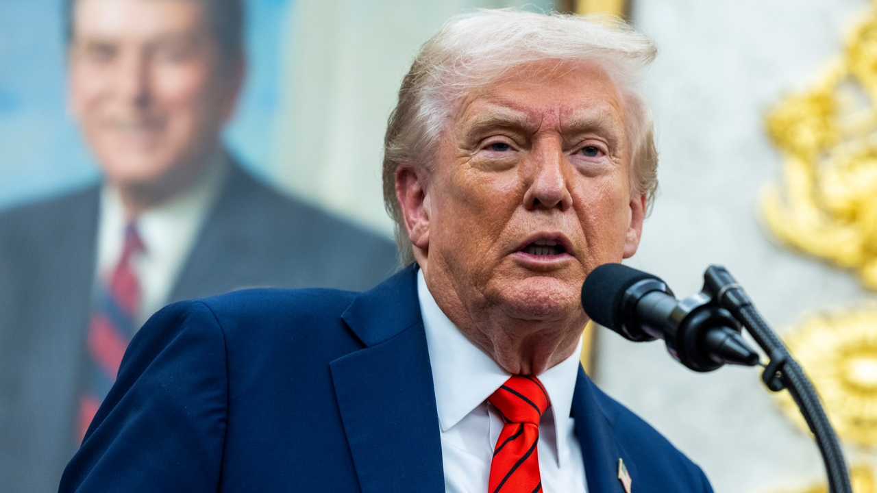 Trump insiste en que Colón fue "el verdadero héroe americano" y asume sus orígenes genoveses: "Hemos vuelto, italianos"