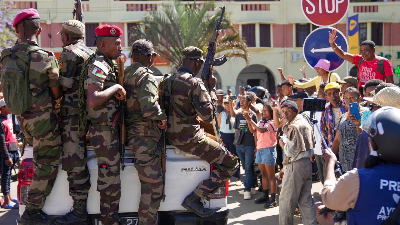 Un intento de golpe de Estado agrava la crisis política de Madagascar