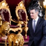Los Reyes, la Princesa de Asturias y la Infanta Sofía presiden una recepción en el Palacio Real por el Día de la Fiesta Nacional