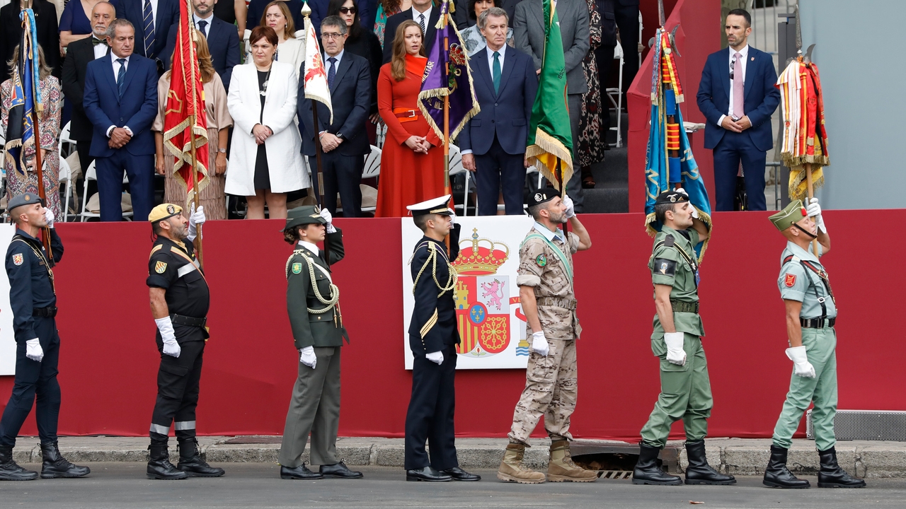 Así fue el primer desfile del 12 de octubre en España