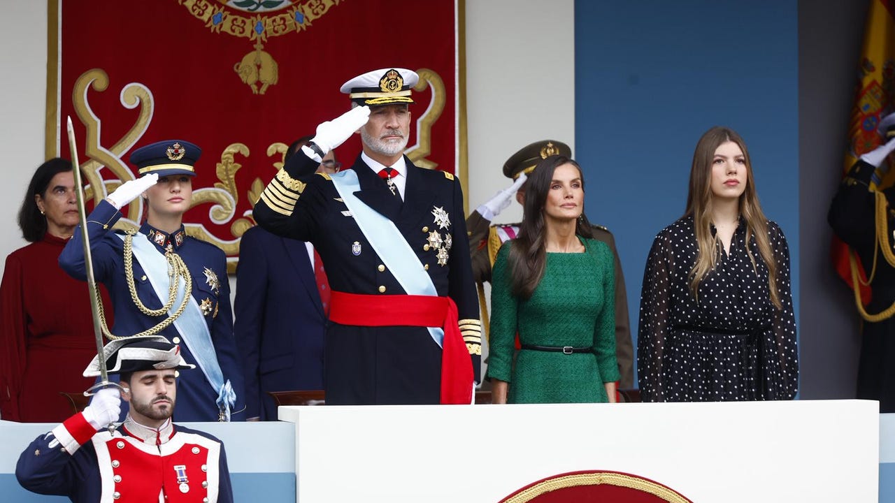 Las mejores imágenes del desfile del Día de la Hispanidad 2025: así se vive la gran celebración nacional