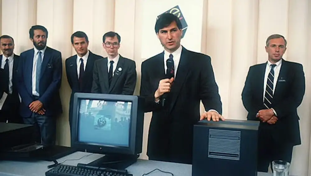 Steve Jobs, en su compañía NeXT