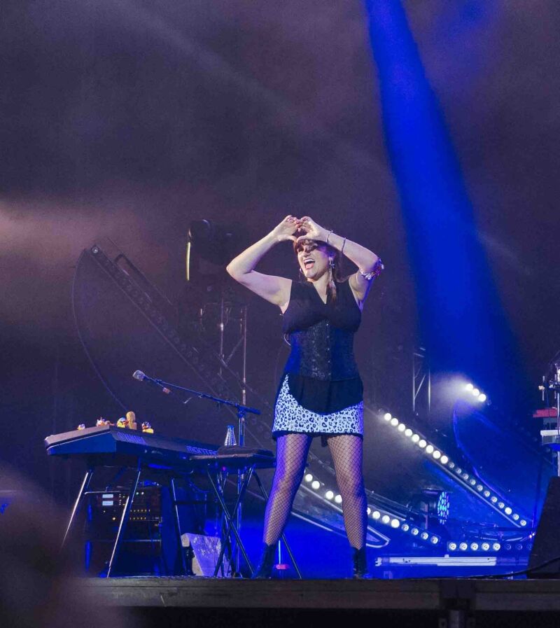 Rozalén en su concierto en el festival Oasis de Elche, Alicante