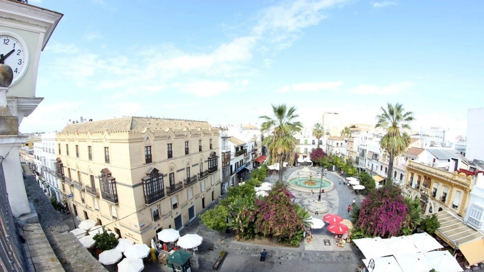 Plaza del Cabildo de Sanlúcar de Barrameda (Cádiz), uno de los lugares más icónicos de la ciudad