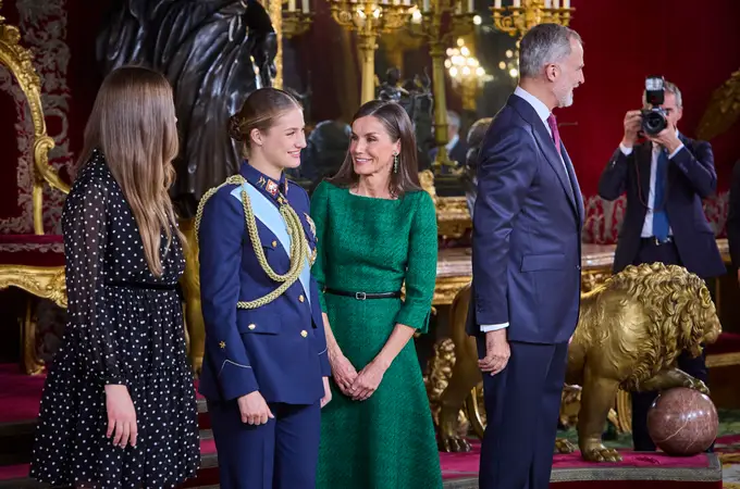 Saludo real en cuatro actos y estreno de Sofía en el Saludo real en cuatro actos y estreno de Sofía en el