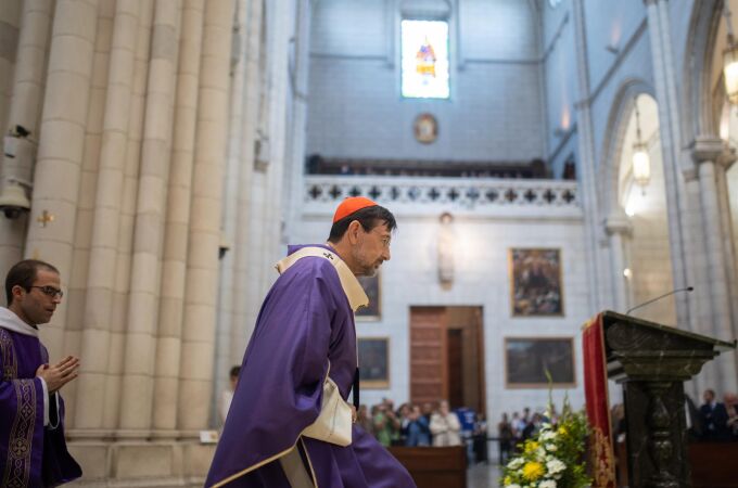El Papa León XIV recibe al arzobispo de Madrid, José Cobo, en el Vaticano