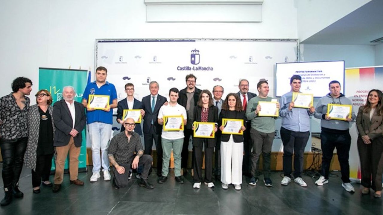 Eurocaja Rural, la Junta y Fundación CIEES refuerzan la inclusión laboral de jóvenes con discapacidad intelectual mediante formación digital