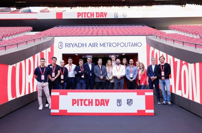 Startups de los programas de emprendimiento municipales presentan sus proyectos aplicados al Club Atlético