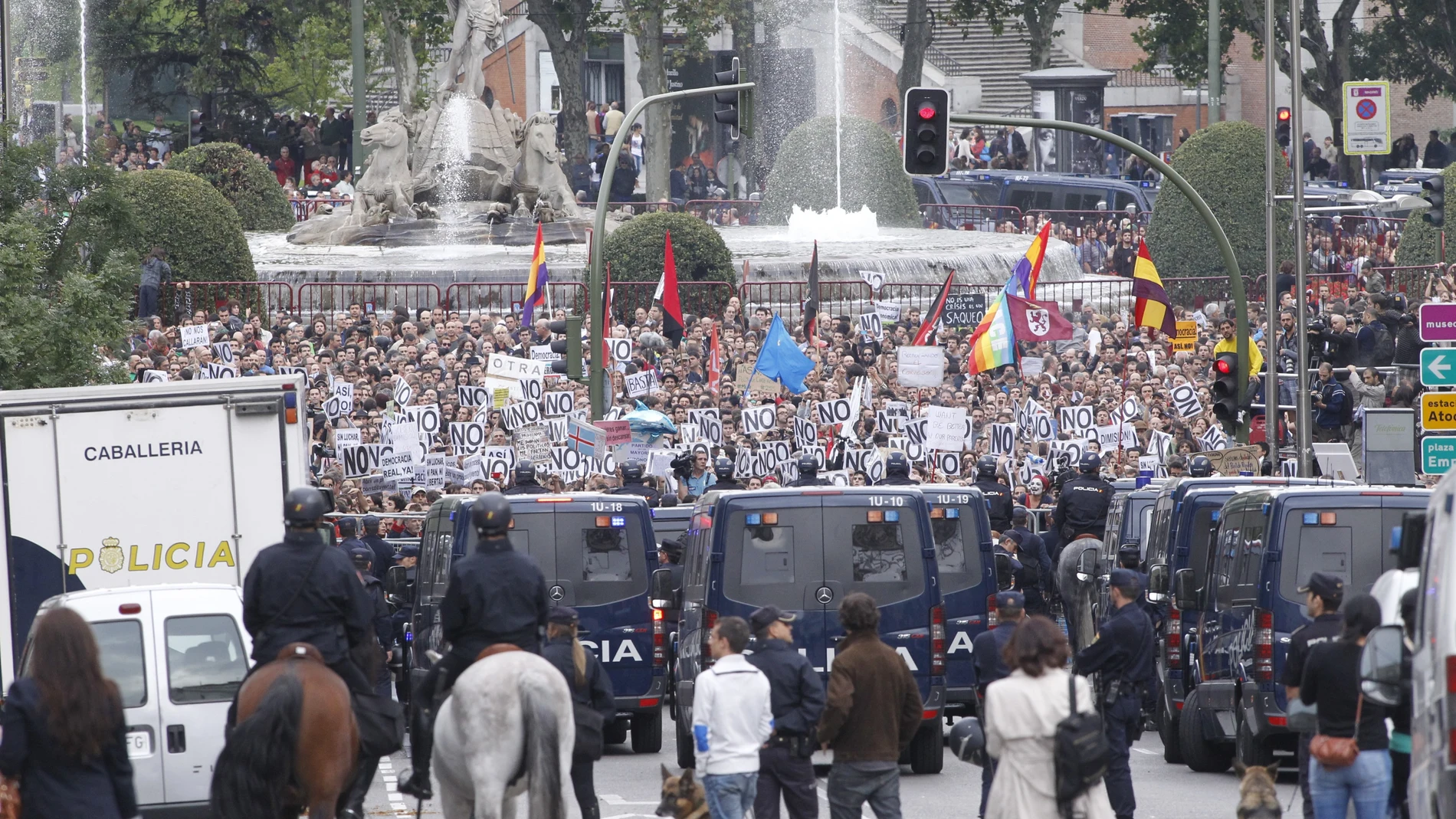 El último político que incendió las calles y rodeó el Congreso se acabó sentando en el sillón de vicepresidente