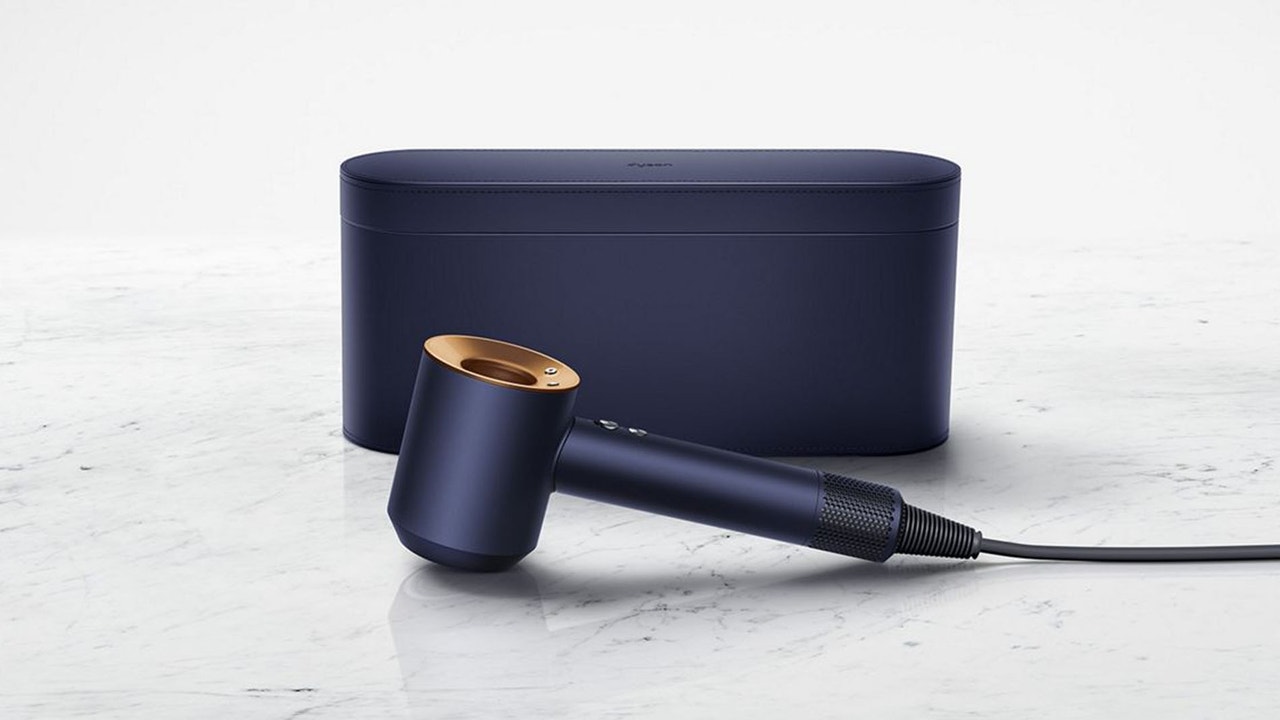 Este secador iónico de Dyson deja el pelo suave, ayuda a alisar y ahora sale 100 euros más barato