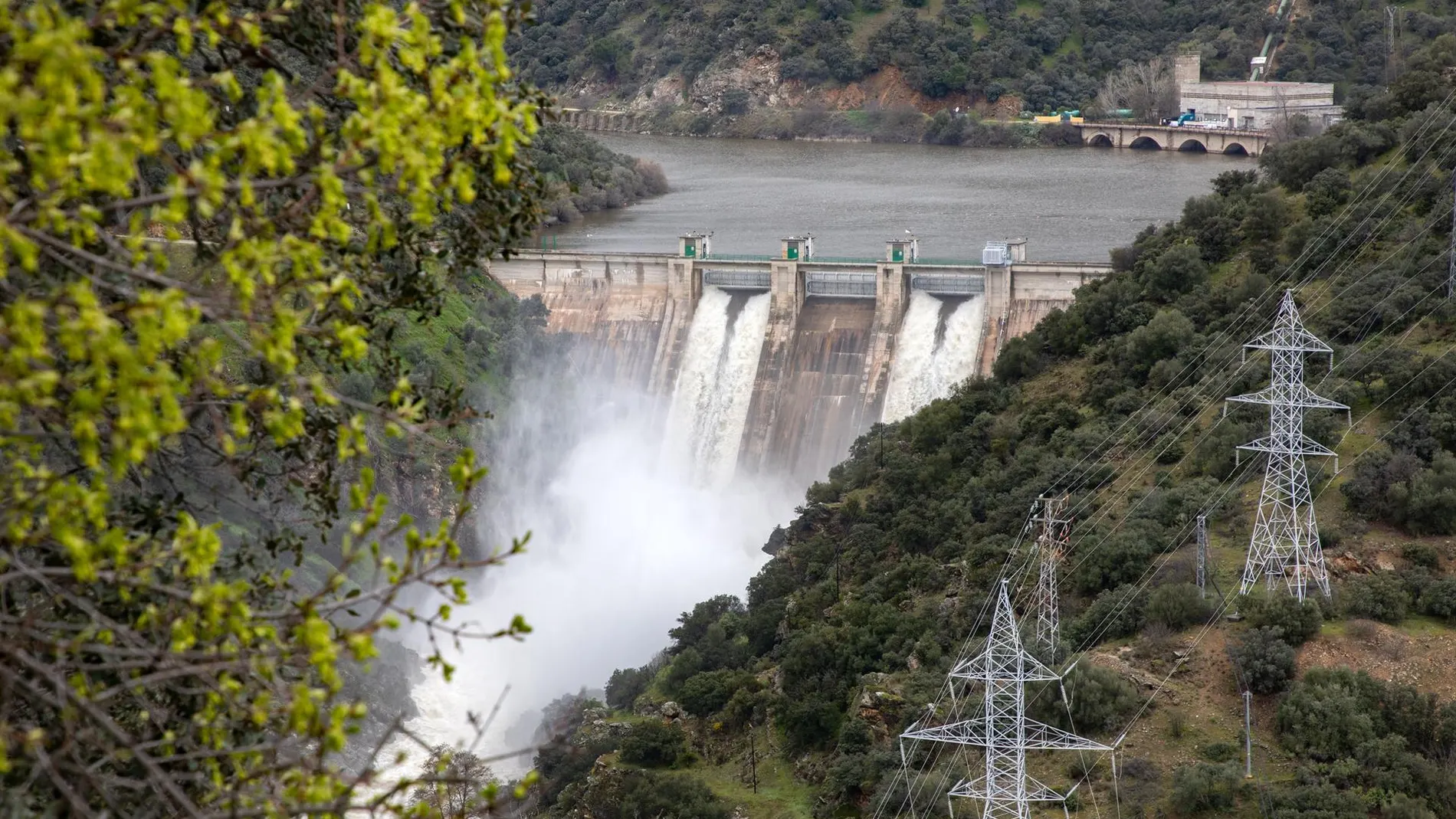 Agua.- Los embalses almacenan 29.745 hm3 y están al 53,1% de su capacidad, 5,7 puntos por arriba que en 2024