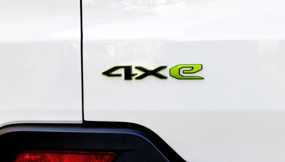 Avenger 4xe