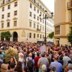 Concentración en la sede del Servicio Andaluz de Salud (SAS) en Sevilla por la gestión de los cribados de cáncer de mama