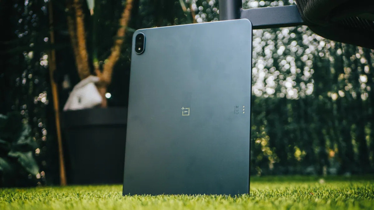 Ligera, elegante y potente: así es la tablet que te hace olvidar el portátil y que tiene 300 euros de descuento