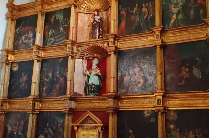 El precioso retablo del siglo XVI que luce otra vez en su esplendor tras cuatro años de minuciosa restauración El precioso retablo del siglo XVI que luce otra vez en su esplendor tras cuatro años de minuciosa restauración