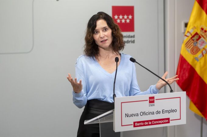 AMP.- Ayuso rechaza las lecciones "de machito" de Sánchez sobre el aborto: "He sufrido la pérdida de dos bebés"