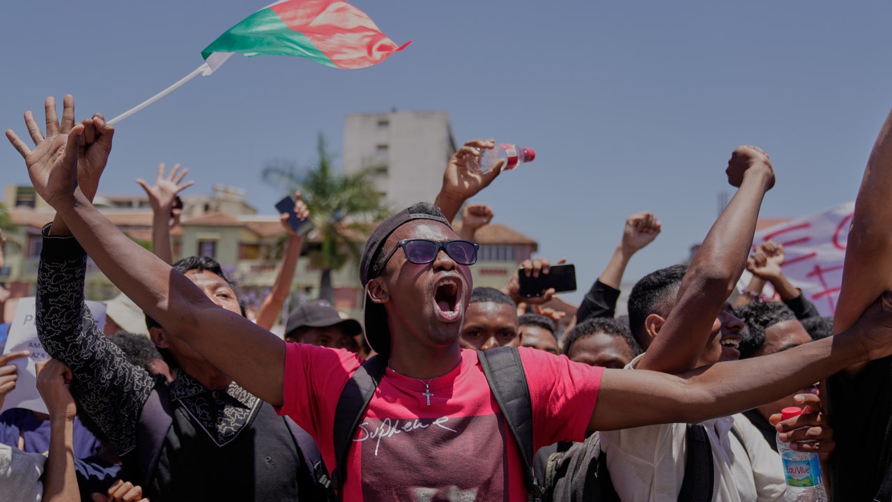 Madagascar al borde del colapso político: el presidente Rajoelina desaparece del país