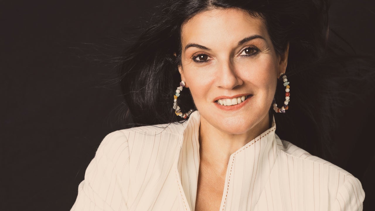 Rosario Raro presenta la novela ganadora del Premio Azorín el viernes en Alicante
