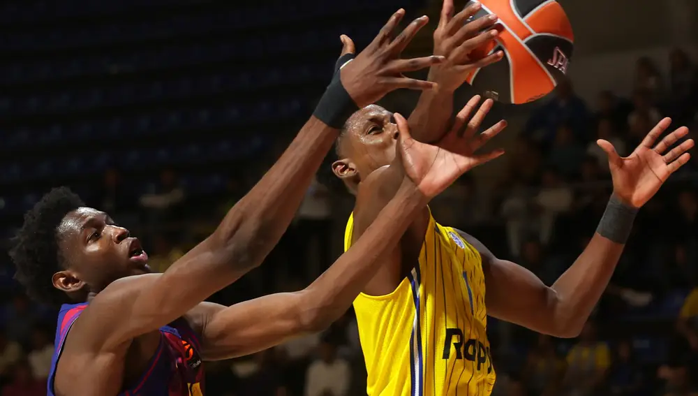 EuroLeague Basketball - Maccabi Tel Aviv vs FC Barcelona
