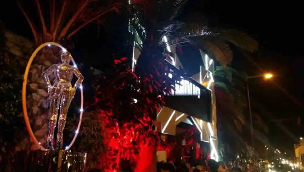 El exterior de una discoteca de Ibiza