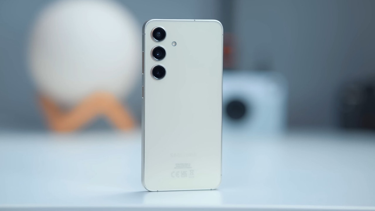 El móvil Samsung Galaxy más compacto y potente que puedes encontrar en 2025 es este a precio de outlet