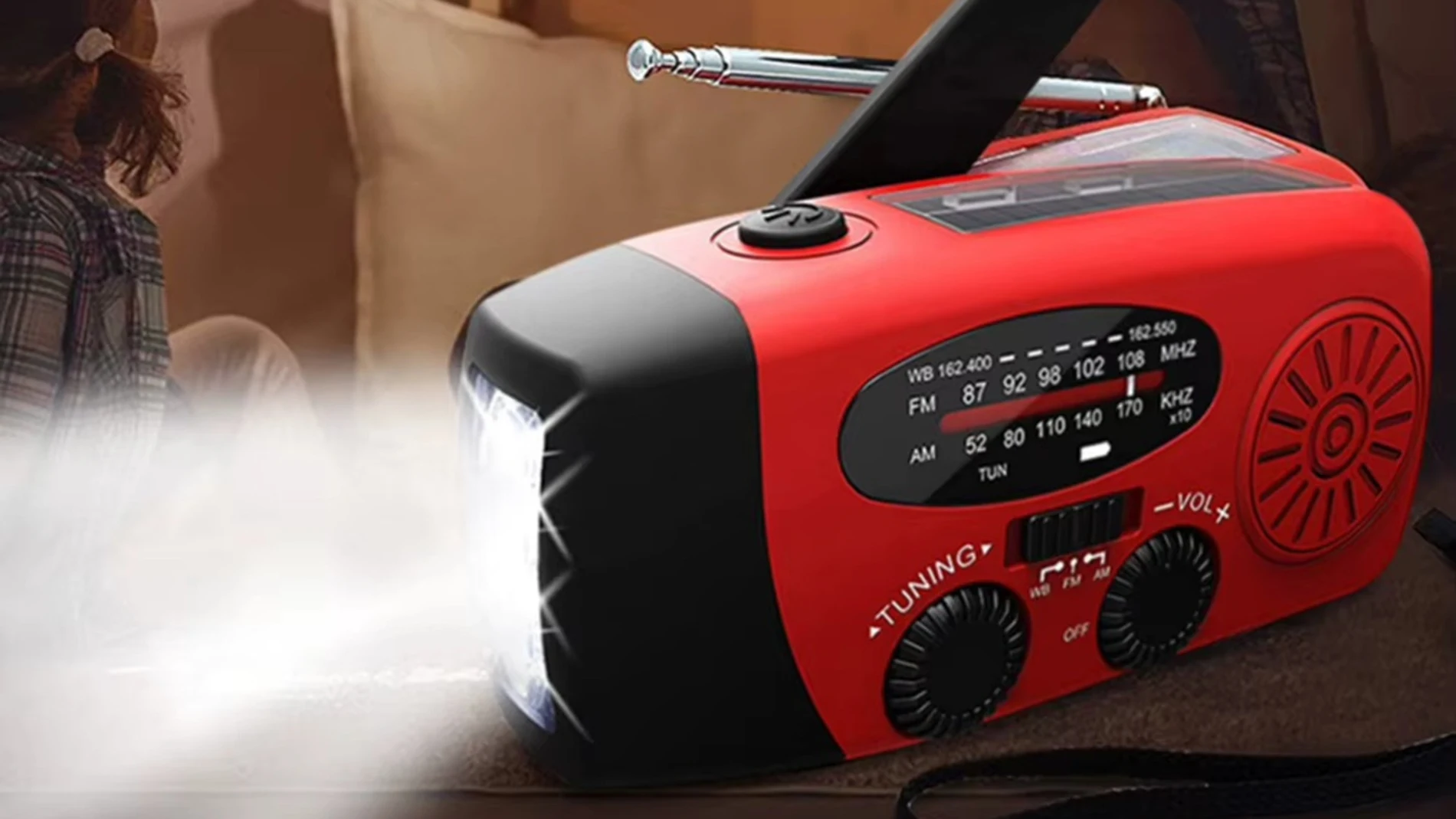 radio solar con linterna