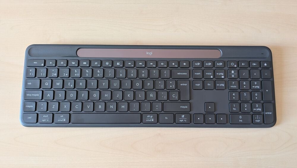 Logitech Signature Slim K980 Solar+: el teclado con el que (por fin) me ...