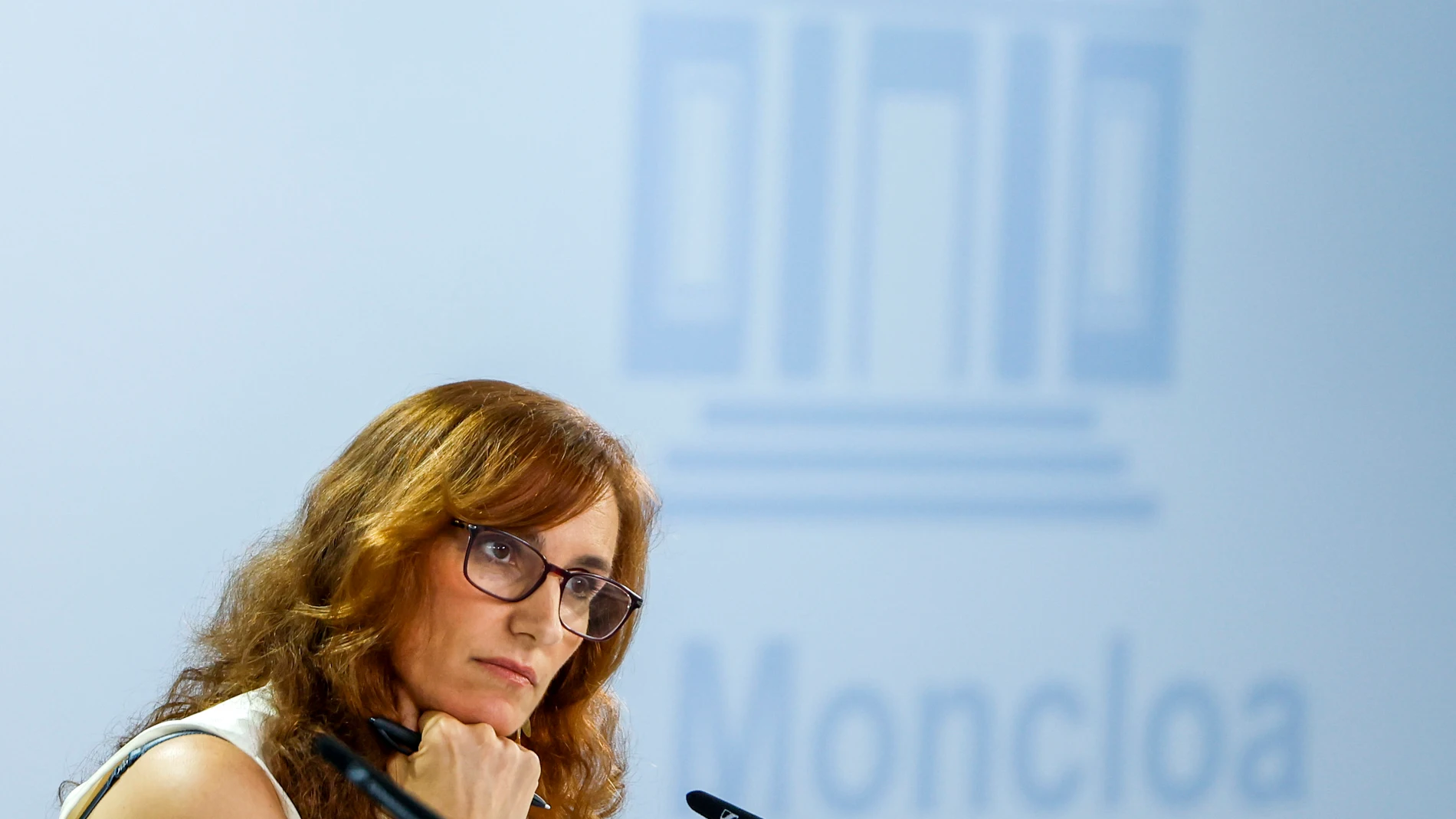 MADRID, 14/10/2025.- La ministra de Sanidad, Mónica García durante la rueda de prensa posterior a la reunión del Consejo de Ministros, este martes en el Palacio de La Moncloa. EFE/Mariscal