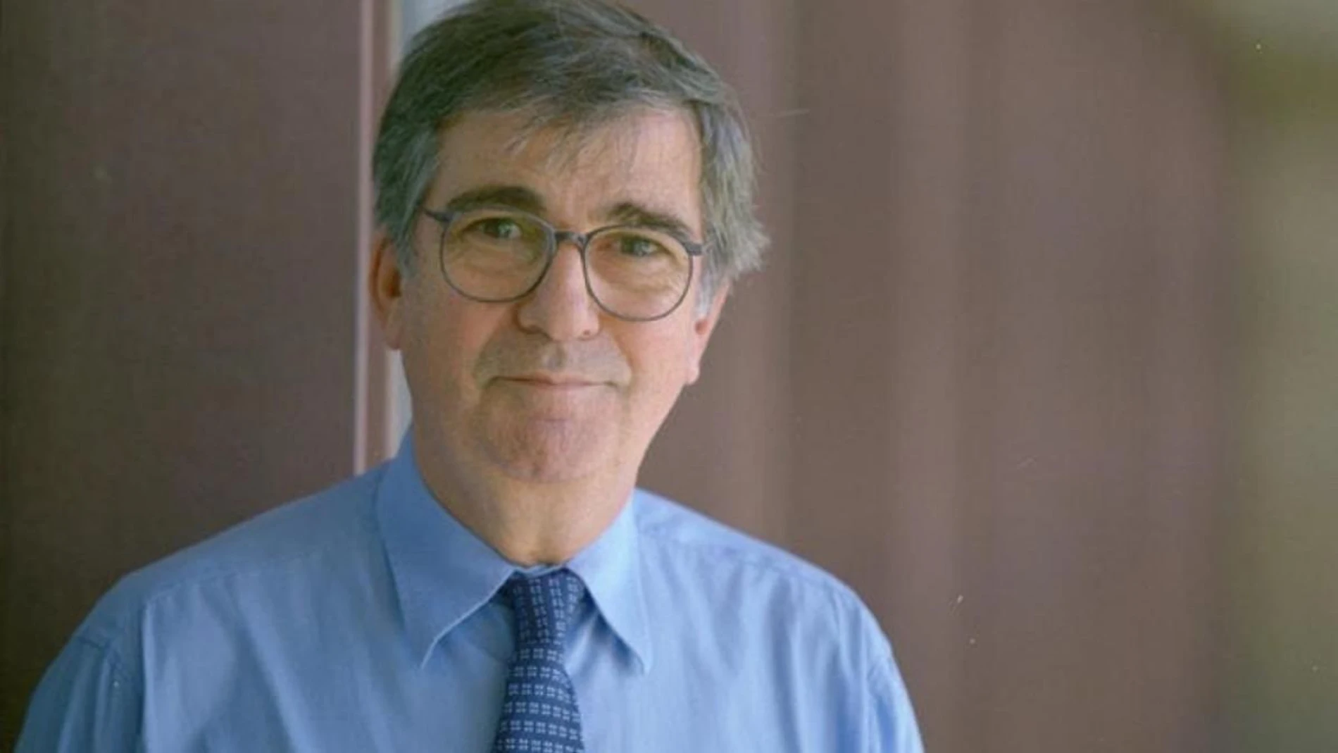 Ernest Lluch REMITIDA / HANDOUT por PSPV Fotografía remitida a medios de comunicación exclusivamente para ilustrar la noticia a la que hace referencia la imagen, y citando la procedencia de la imagen en la firma 14/10/2025