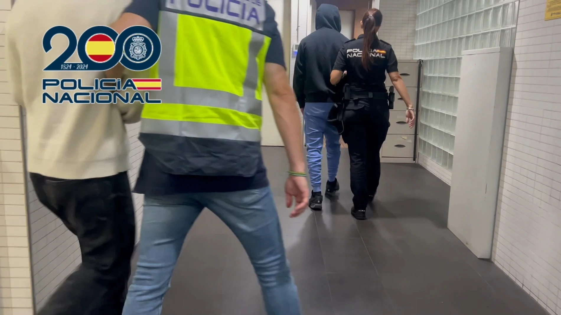 Detenidos por la agresión a un joven a la salida de una discoteca en Alicante REMITIDA / HANDOUT por POLICÍA NACIONAL Fotografía remitida a medios de comunicación exclusivamente para ilustrar la noticia a la que hace referencia la imagen, y citando la procedencia de la imagen en la firma 16/10/2025