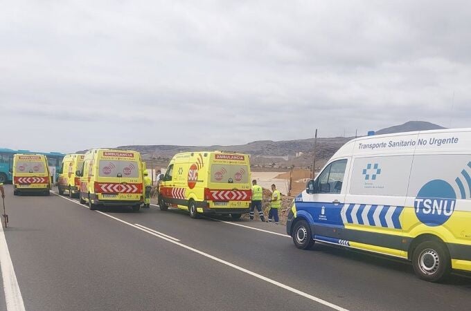 Un muerto y doce heridos en un choque frontal entre un autobús y un turismo en Gran Canaria