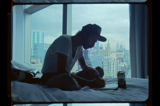 Leiva en un momento del documental «Hasta que me quede sin voz»
