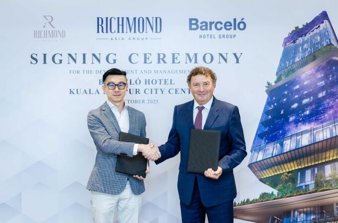 Aarón Yap y José Canals. Nuevo hotel del grupo Barceló en Kuala Lumpur