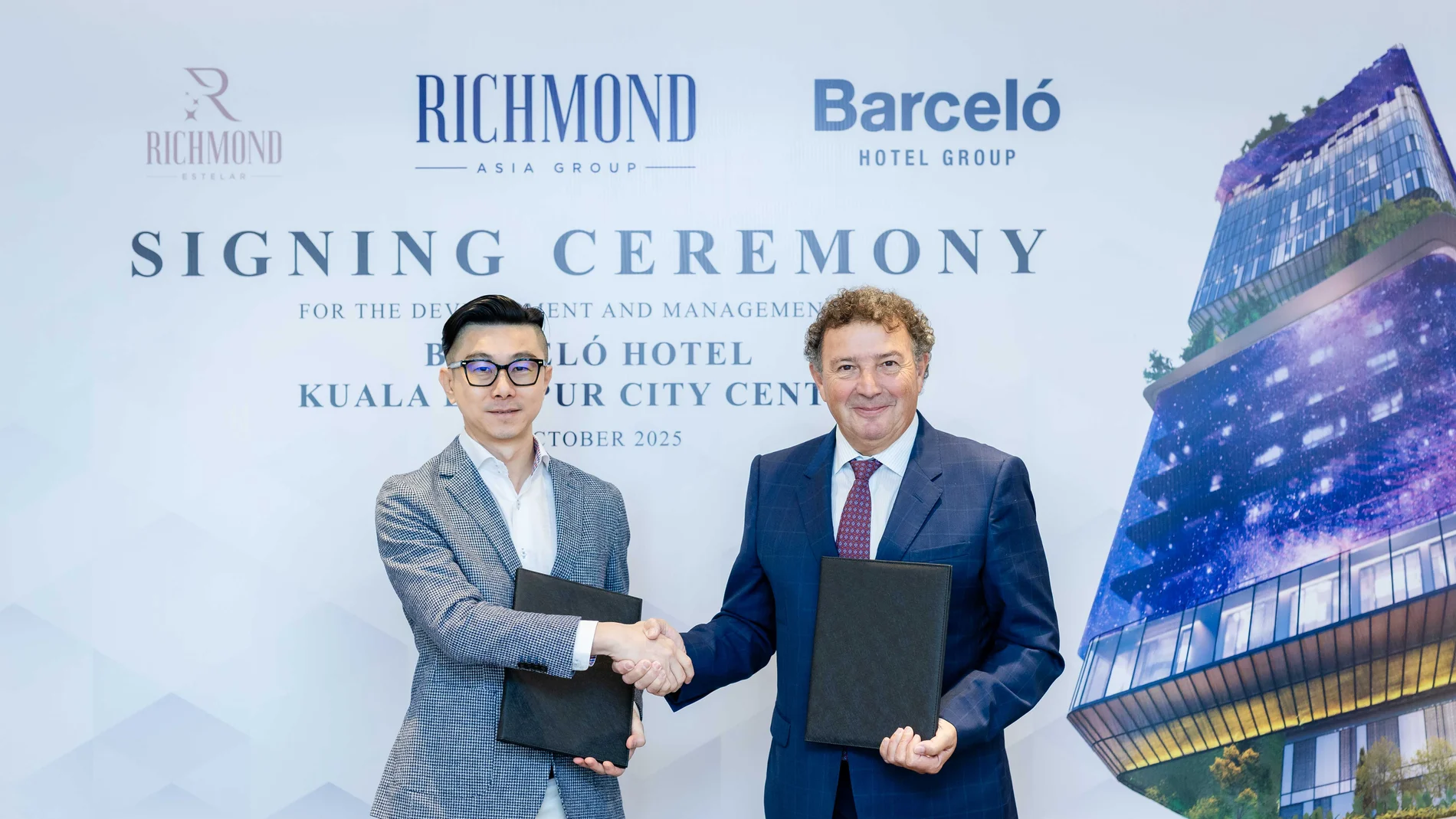 Aarón Yap y José Canals. Nuevo hotel del grupo Barceló en Kuala Lumpur