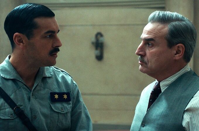 Mario Casas y Alberto San Juan en una escena de "La cena"