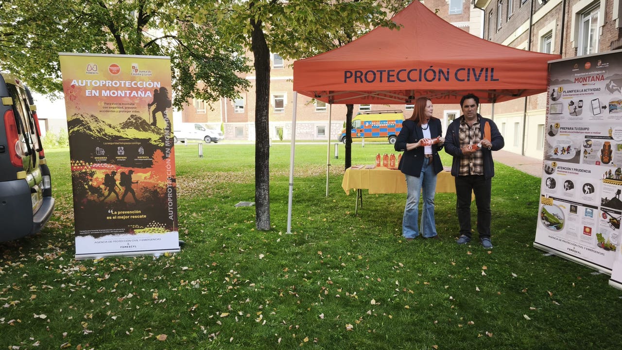 Echa a rodar oficina móvil en Castilla y León para informar a los montañeros: ya van 614 rescates