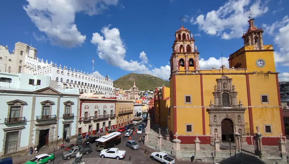 La Basílica de Nuestra Señora de Guanajuato es el más importante de sus templos