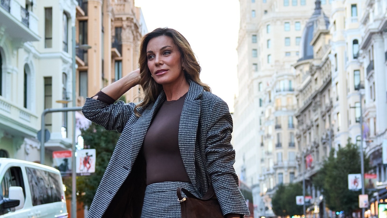 Mar Flores demuestra cómo llevar el traje más elegante de la colección de Paula Echevarría para Primark