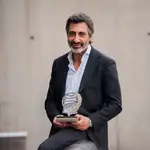 Juan del Val en Barcelona con el Premio Planeta
